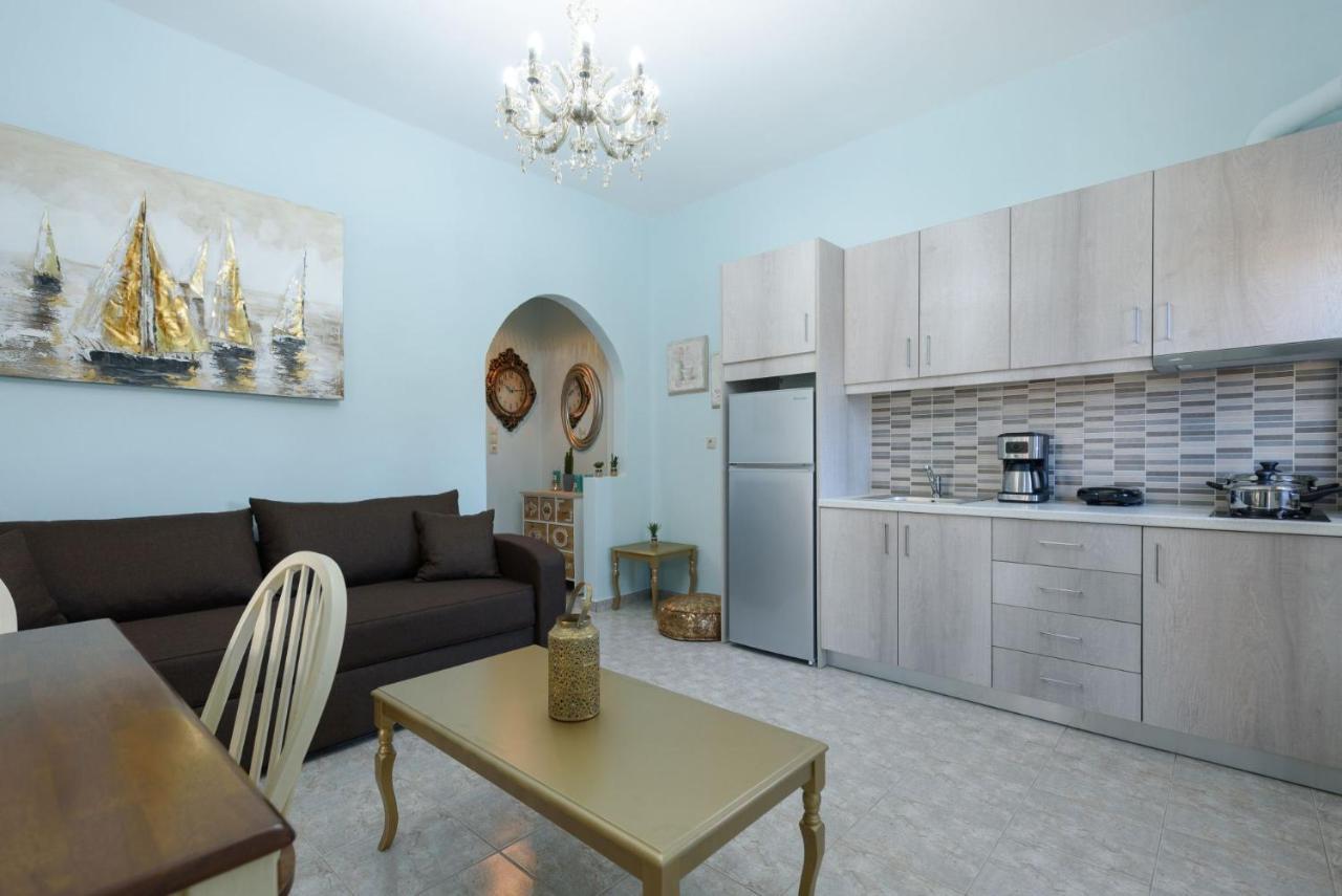Spyros Apartments With Pool คาลามากิ ภายนอก รูปภาพ