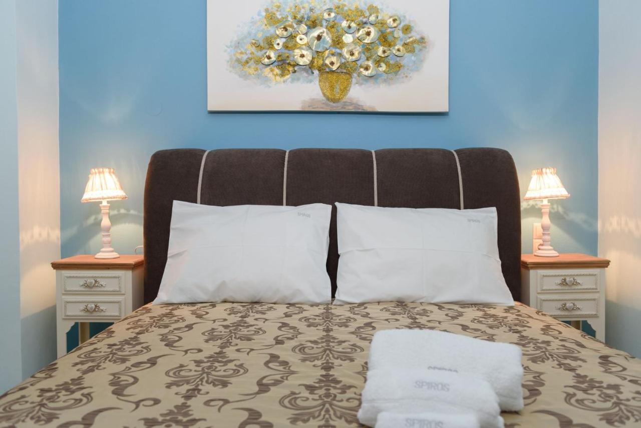 Spyros Apartments With Pool คาลามากิ ภายนอก รูปภาพ