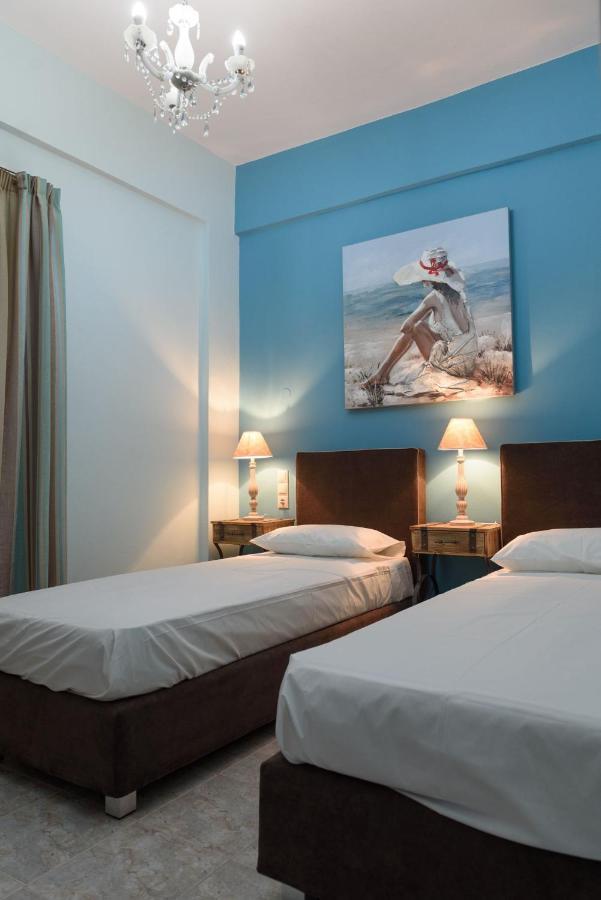 Spyros Apartments With Pool คาลามากิ ภายนอก รูปภาพ