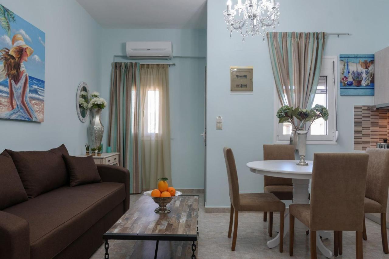 Spyros Apartments With Pool คาลามากิ ภายนอก รูปภาพ